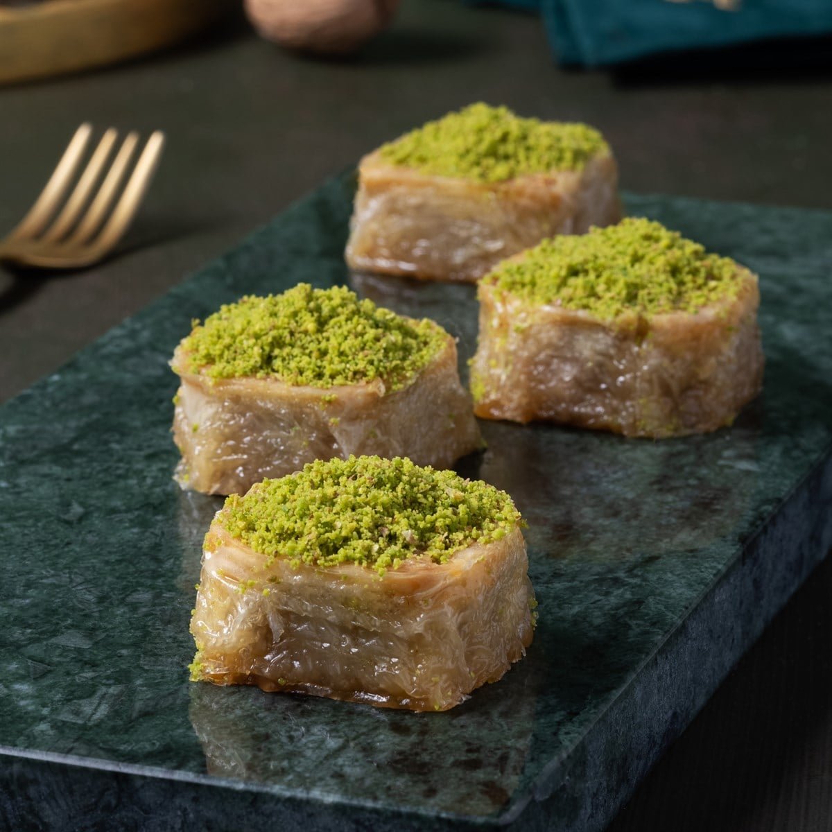 Cevizli Saray Sarması